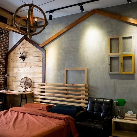 Loft Wo Design Inn Tainan Luaran gambar