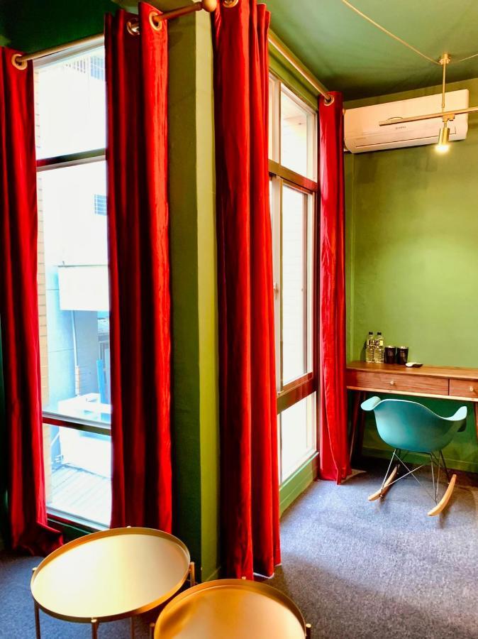 Loft Wo Design Inn Tainan Luaran gambar