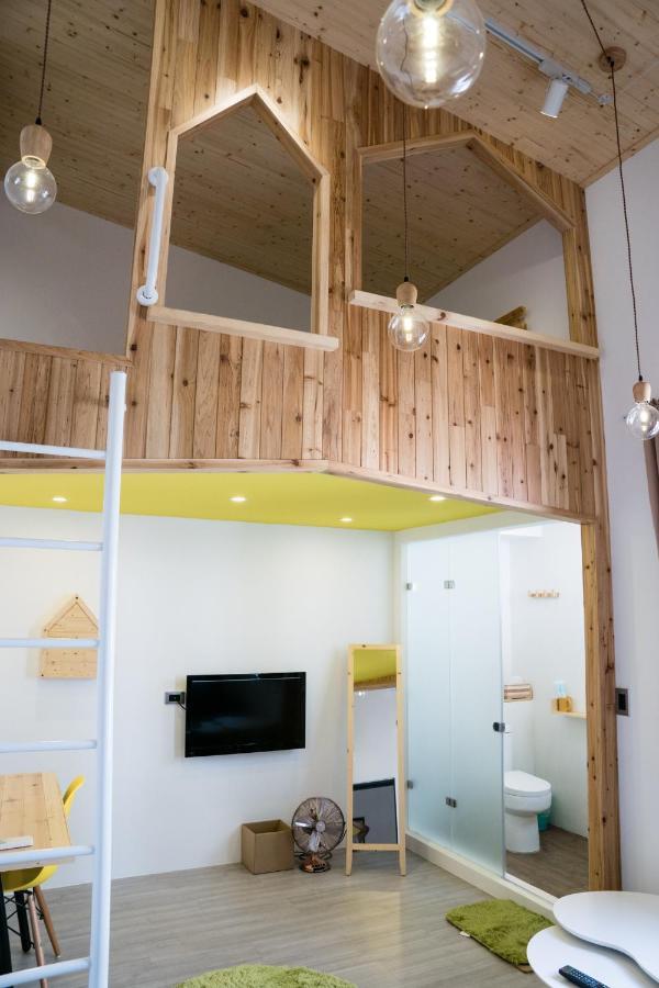 Loft Wo Design Inn Tainan Luaran gambar