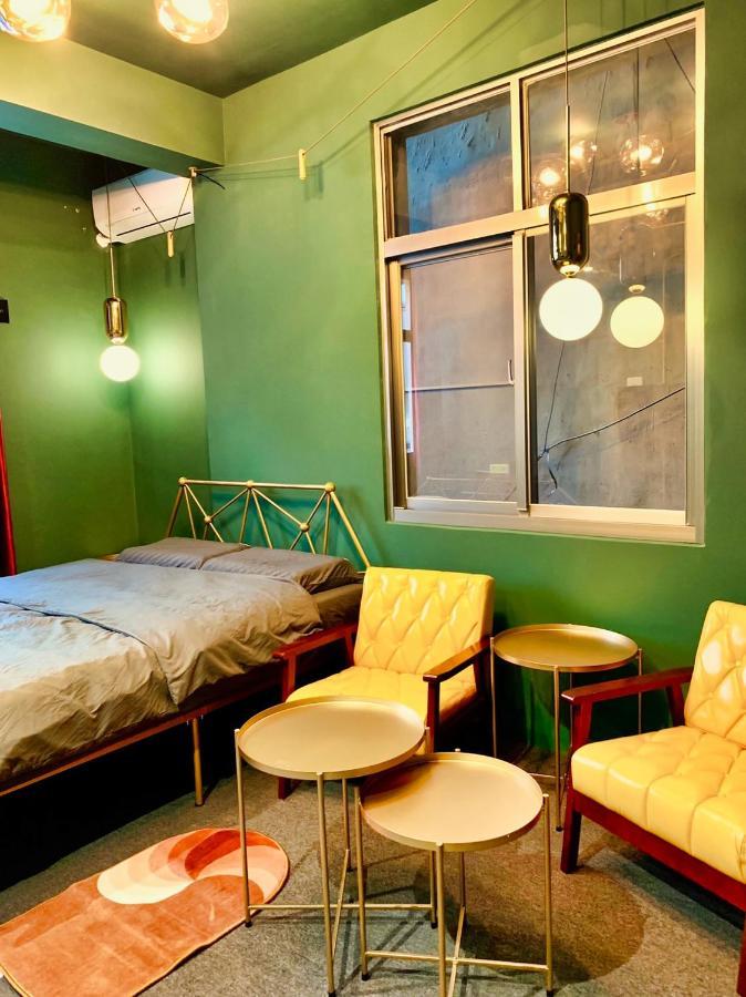 Loft Wo Design Inn Tainan Luaran gambar