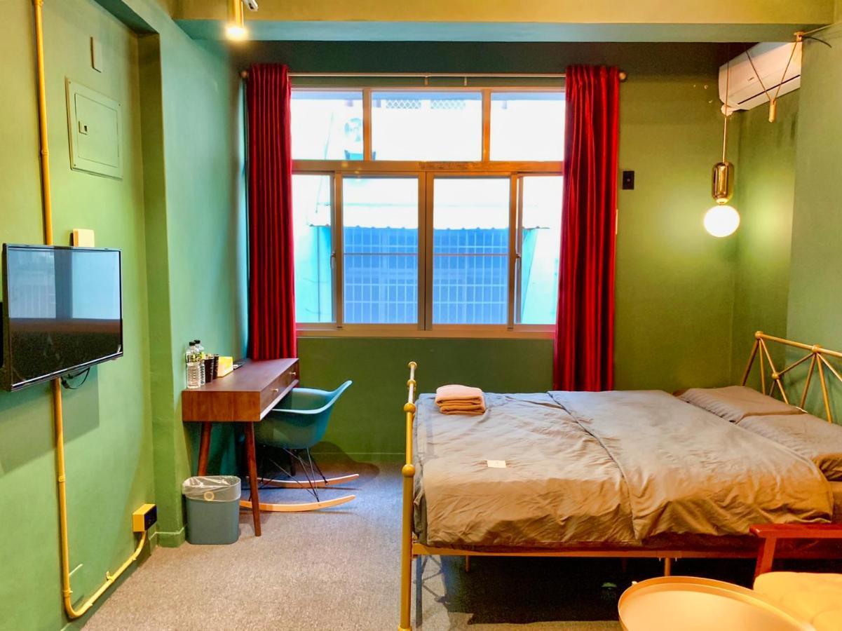 Loft Wo Design Inn Tainan Luaran gambar