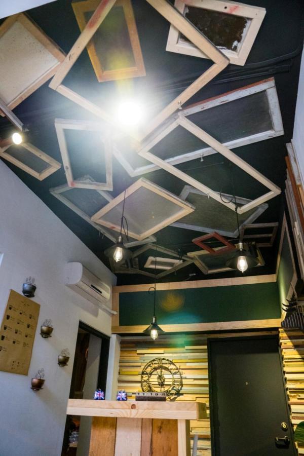 Loft Wo Design Inn Tainan Luaran gambar
