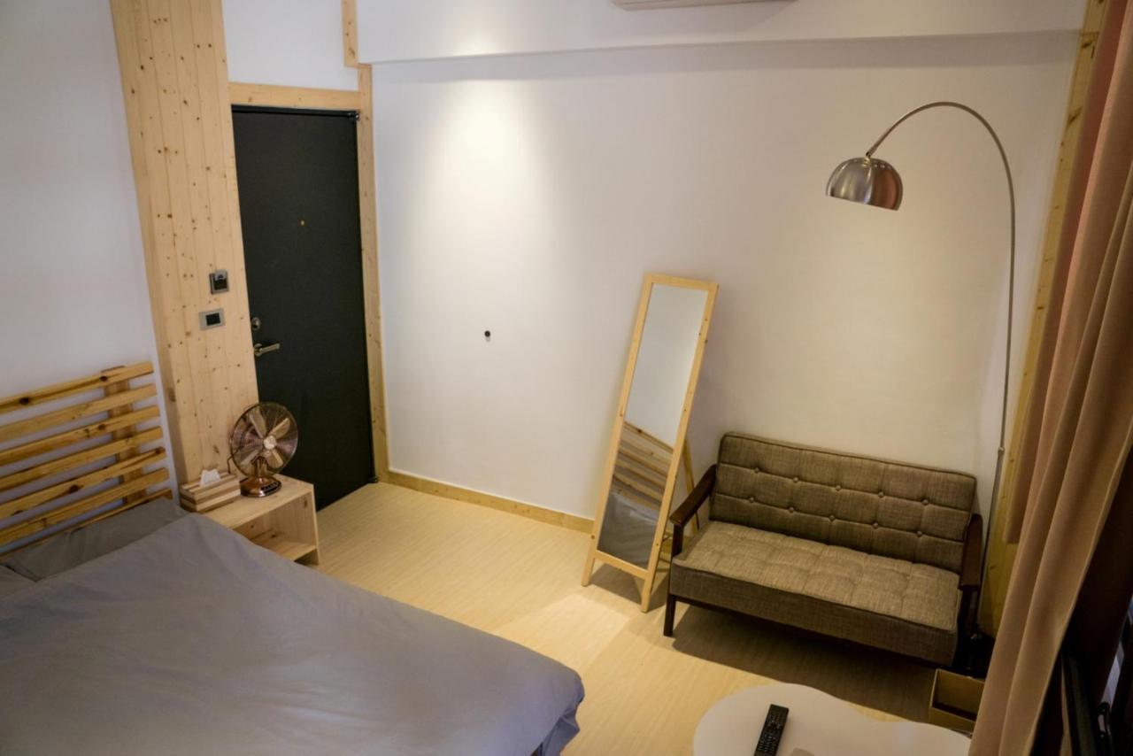 Loft Wo Design Inn Tainan Luaran gambar